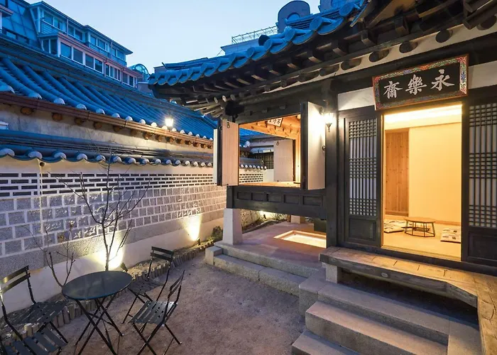 Seochon Youngrakjae Hanok