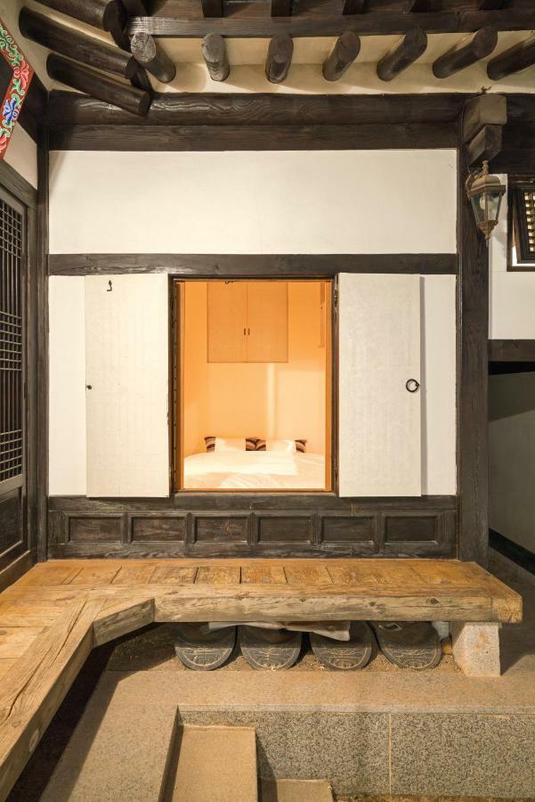 Rumah tetamu Seochon Youngrakjae Hanok